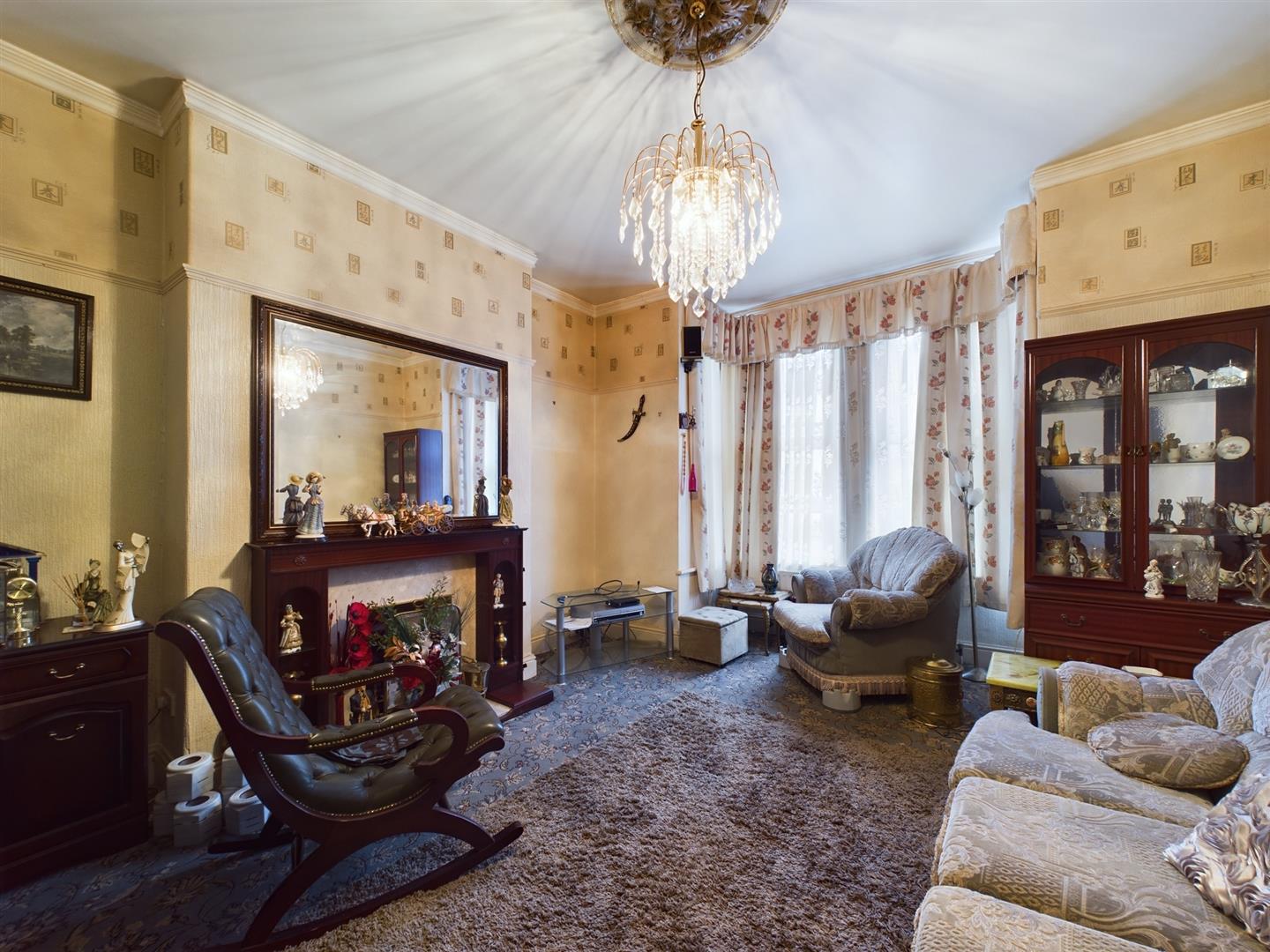 Marshall Avenue, Bridlington Belts Estate Agents